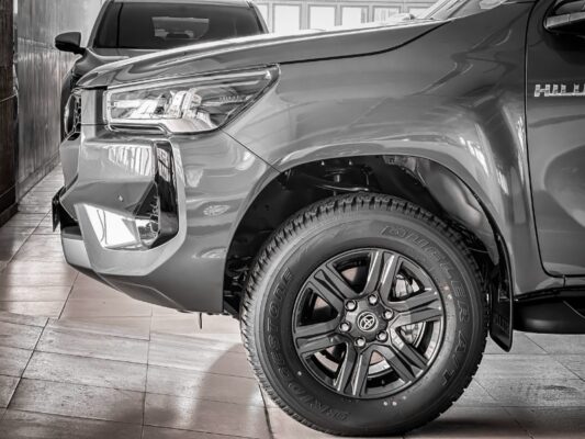 toyota hilux 2025