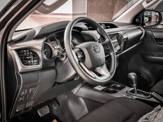 toyota hilux 2025