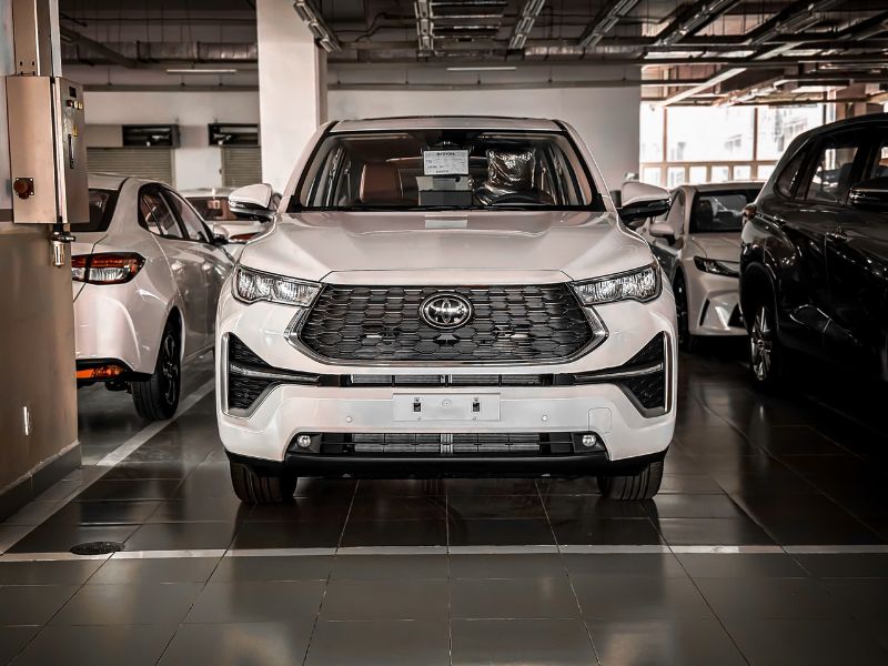 toyota innova 2025