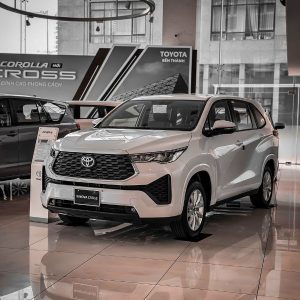 Toyota Innova Cross 2025