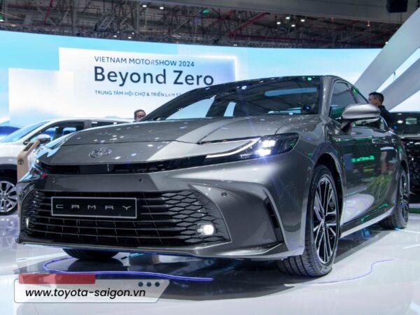 Toyota Camry 2024