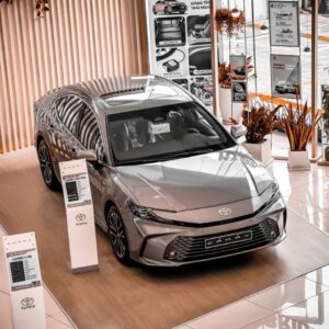 Đầu xe Toyota Camry 2025