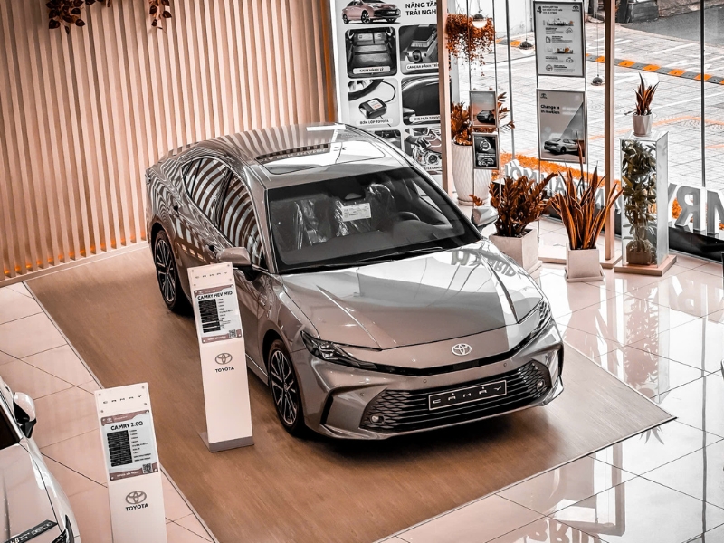 Đầu xe Toyota Camry 2025