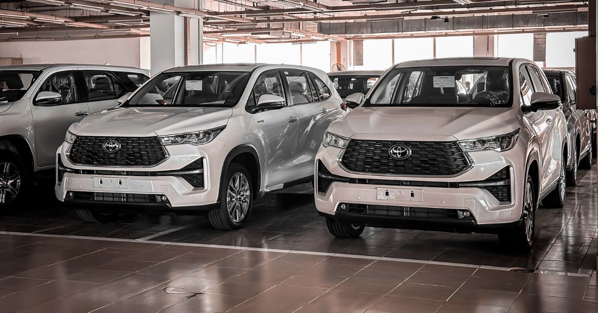 innova cross hybrid màu trắng ngọc trai