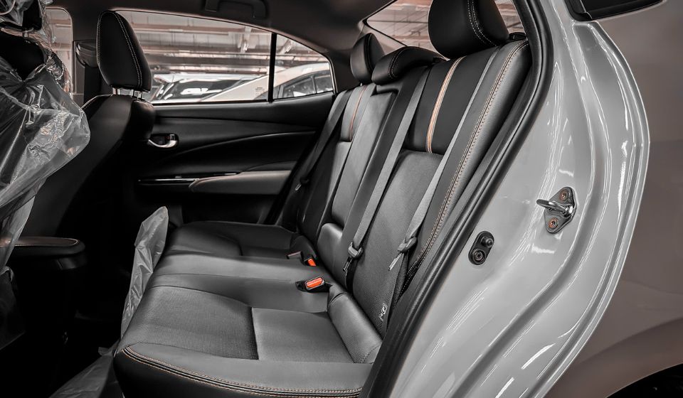 hàng ghế sau toyota vios