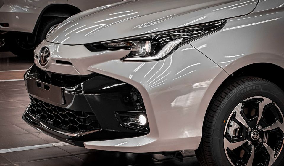 Cụm đền pha mới trên xe Toyota Vios