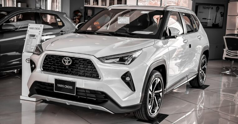 toyota yaris cross hybrid