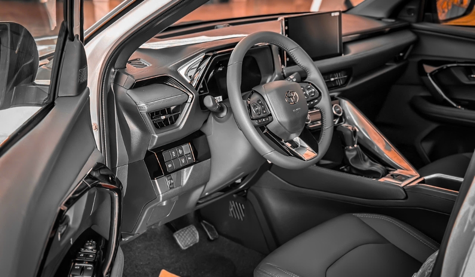 toyota yaris cross hybrid